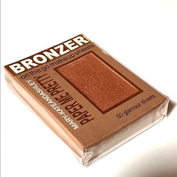 NEW Mary Kate & Ashley 50 BRONZER SHEETS Paper Me Pretty Gold On The Go Make-Up - Picture 2 of 4